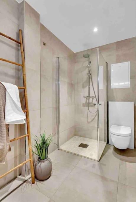 Lovely Apartment In Tromso City Centre Luaran gambar
